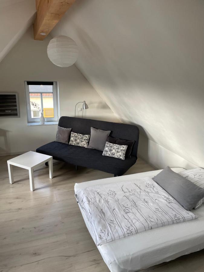 Komplettes Ferienhaus Fuer Bis Zu 4 Personen Dornheim Esterno foto